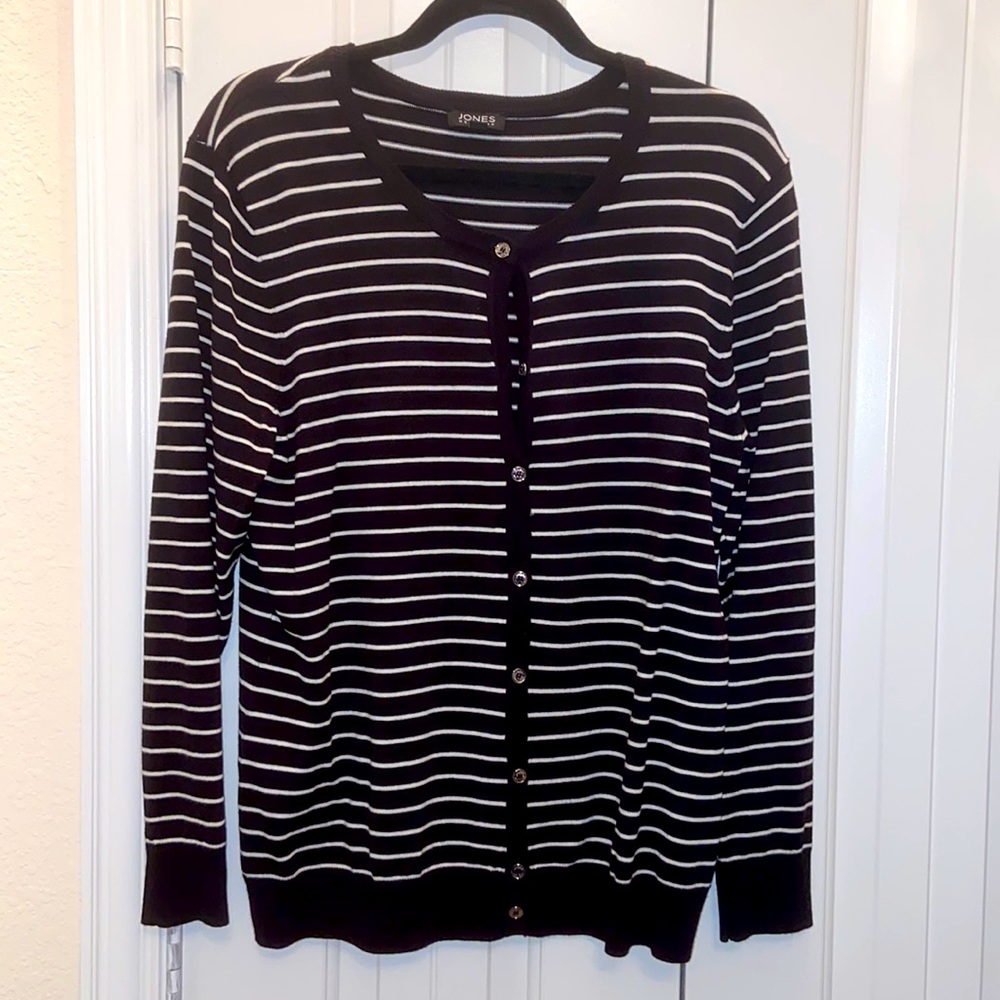 Women’s Sweater Top